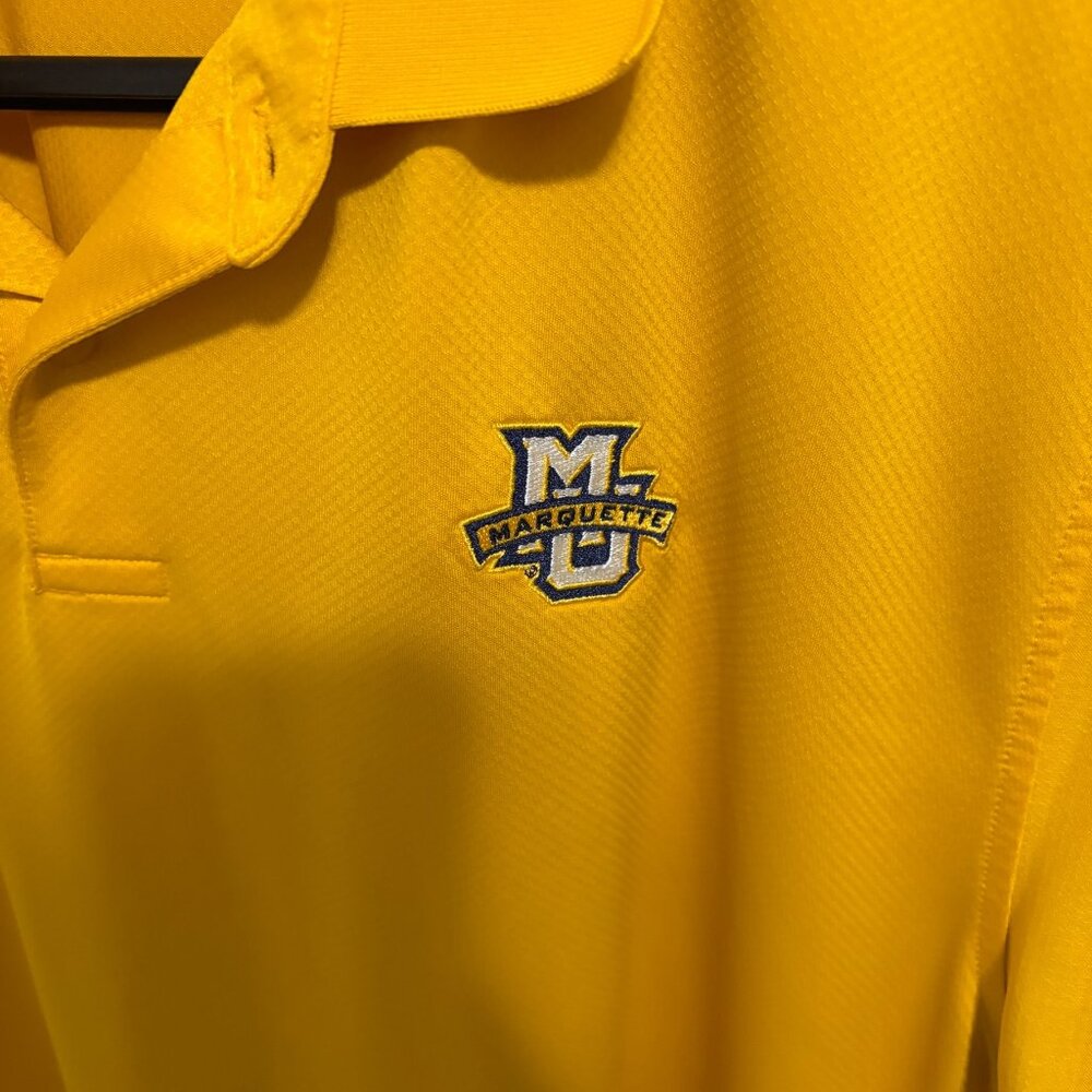 Marquette University Under Armour Performance Polo Shirt Size 2XL Gold Logo - Picture 4 of 5
